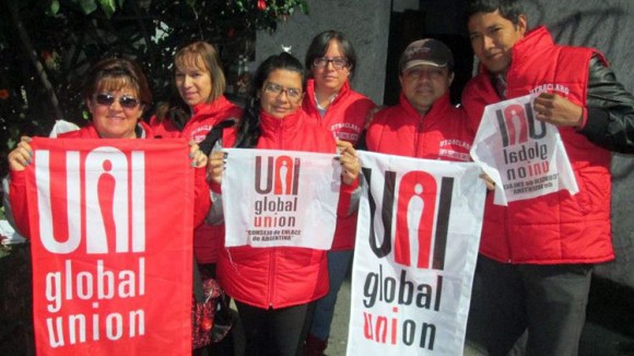 El grupo de trabajadores dentro del sindicato aumenta cada vez ya que sienten que Claro, la compañía en Colombia que durante el 2011 alcanzó ganancias de 2 billones, no suple las condiciones de trabajo digno básicas.