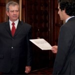 General (R) Mario Montoya recibiendo su cargo como embajador de Colombia en República Dominicana Foto: elespectador.com