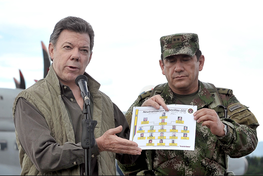 Juan Manuel Santos desde el MinDefensa y la Presidencia ha dado golpes militares importantes a la guerrilla de las Farc.