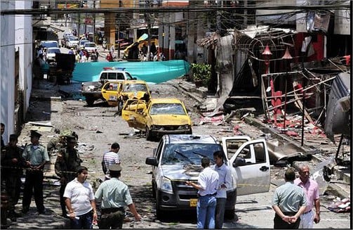 Imágenes del coche bomba que explotó en Buenaventura, Colombia  Flickr Intercambio de fotos - Google Chrome