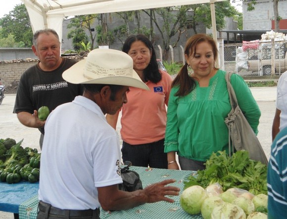 Ligia Alvarenga recorre constantemente cada lugar de los países en los que Oxfam trabaja.