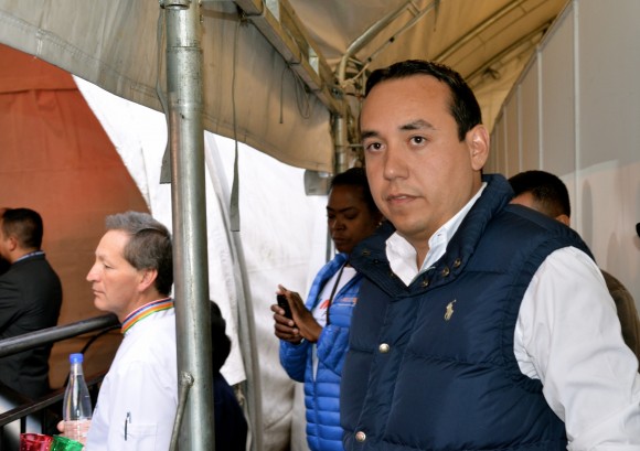 Eduardo José Garzón se abrió de los verdes con quienes fue derrotado para el concejo de Bogotá y acompañó a su papá en la campaña de Santos