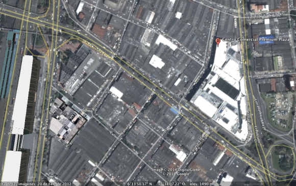 Contexto del Centro Comercial Premium Plaza en Medellín. Imagen desde Google Earth.