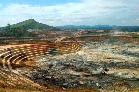 Congo, una mina a cielo abierto de una conjunta de AngloGold Ashanti, Randogold y la empresa minera estatal de RDC, llamado Sokimo. Fuente: Pete Jones/Reuters