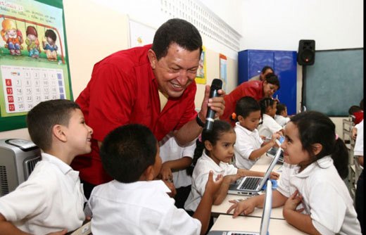 chavez-escuela