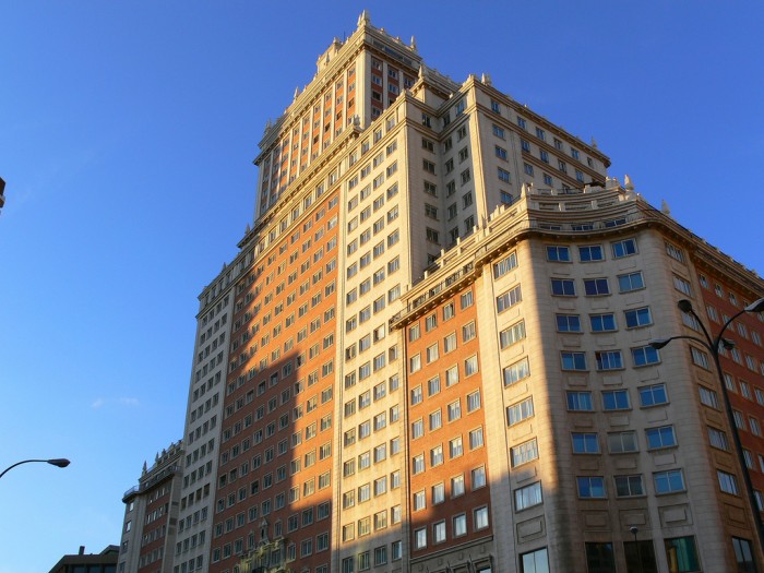 El Edificio España fue adquirido por Wang al Banco Santander por $US 358.6 millones . Foto: Forbes Alberto Cabello