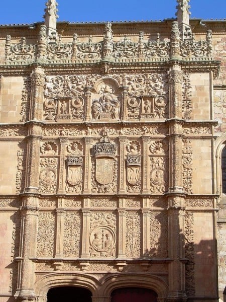 Fachada del Edificio Histórico, estilo plateresco español