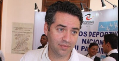 El nuevo parque de Pamplona: el remedio resultó peor que la enfermedad - -- Las2orillas Faber Mogollon, alcalde de Pamplona al empezar la remodelación