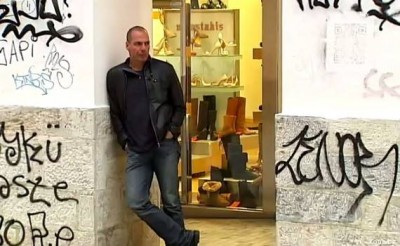 Después del triunfo  en el referendo, Varoufakis dimitió 