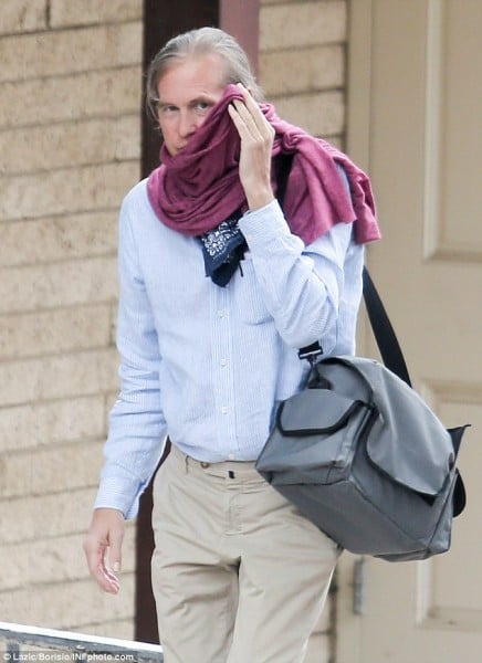 29418b2000000578-3106428-image-m-26_1433192487973