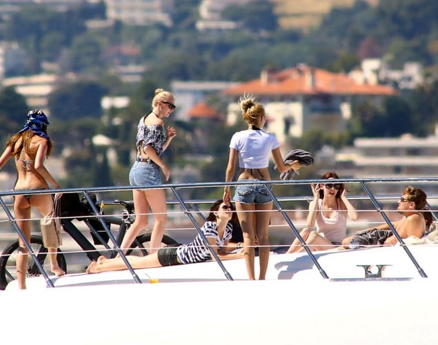 Di Caprio en Topaz, el yate que suele llenar de chicas.