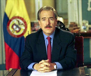 En el 2001, durante el gobierno de Andrés Pastrana, Colombia fue demandada formalmente por Nicaragua en La Haya. 