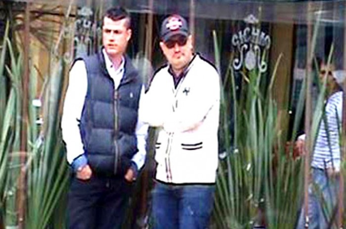 Martín Bala –derecha- fue capturado en una camioneta con placas oficiales. Su escolta se movía en una de las camionetas perdidas del Congreso