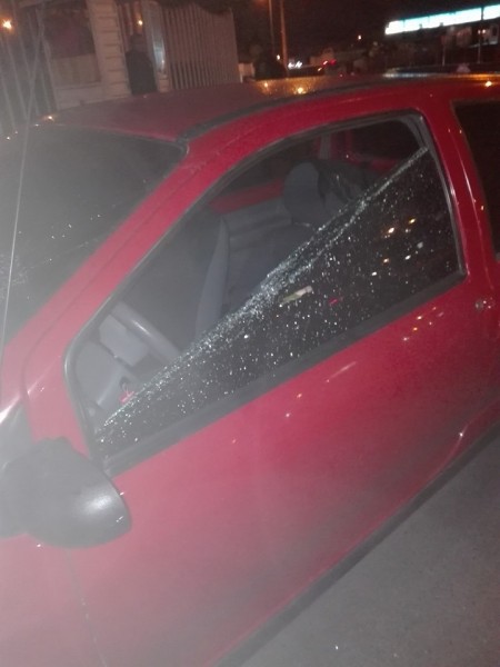 Queremos encontrar al taxista que nos agredió a mí y a mi sobrino - -- Las2orillas image