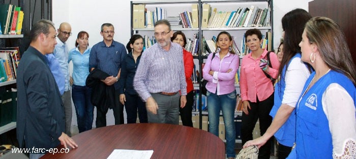 Cuando los guerrilleros recuperaron su nombre de pila para estrenar cédula - -- Las2orillas registraduria-farc