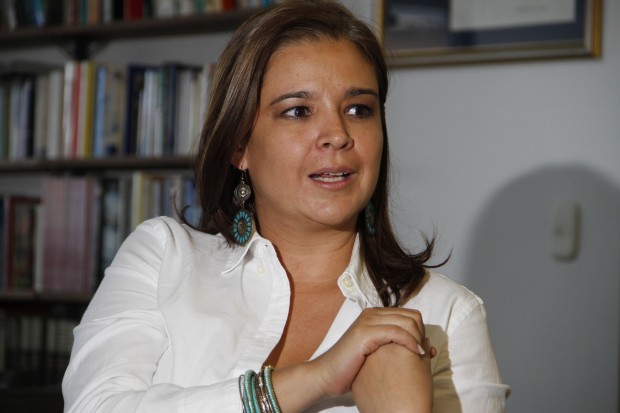 Paula Arias, la cuota de Alfonso Prada, se quedó con Colciencias
