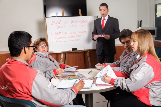 Arranca el pulso entre Claro y el sindicato