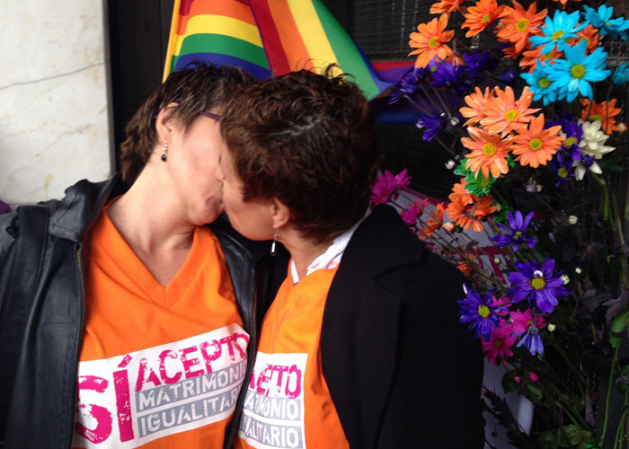 Adriana y Marcela se quieren casar