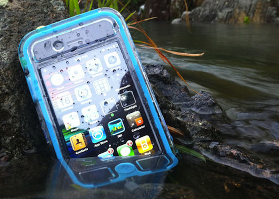 Salieron de un naufragio gracias a su iphone