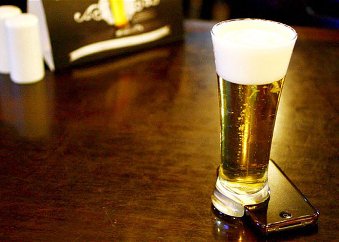 Un antidoto para los adictos al celular