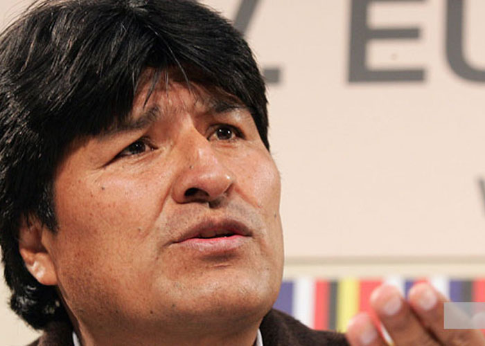 Evo Morales le canta la tabla a Europa