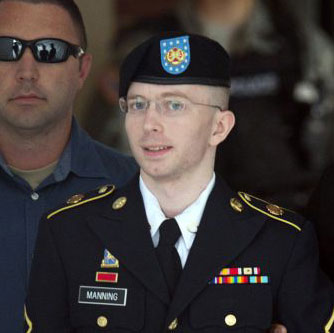 El soldado Bradley Manning se salvó de la pena de muerte