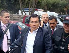 Exsenador Alirio Villamizar dirige desde La Picota campaña al Congreso de su hijo