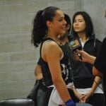  - La bella paisa que se revienta la cara a puños