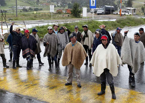 Está de moda travestirse de revolucionario