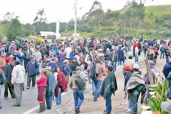 El área administrativa de la Universidad Nacional se sumó al paro