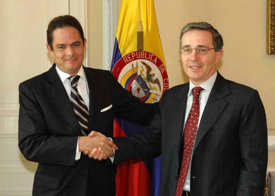 ¿Vargas Lleras será el candidato de Uribe?