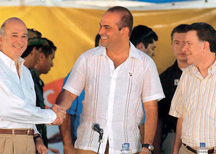 El uribismo propuso paz sin cárcel hace 10 años