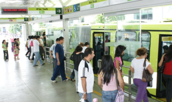 ¡Exigimos un buen servicio...por eso dañamos todo!