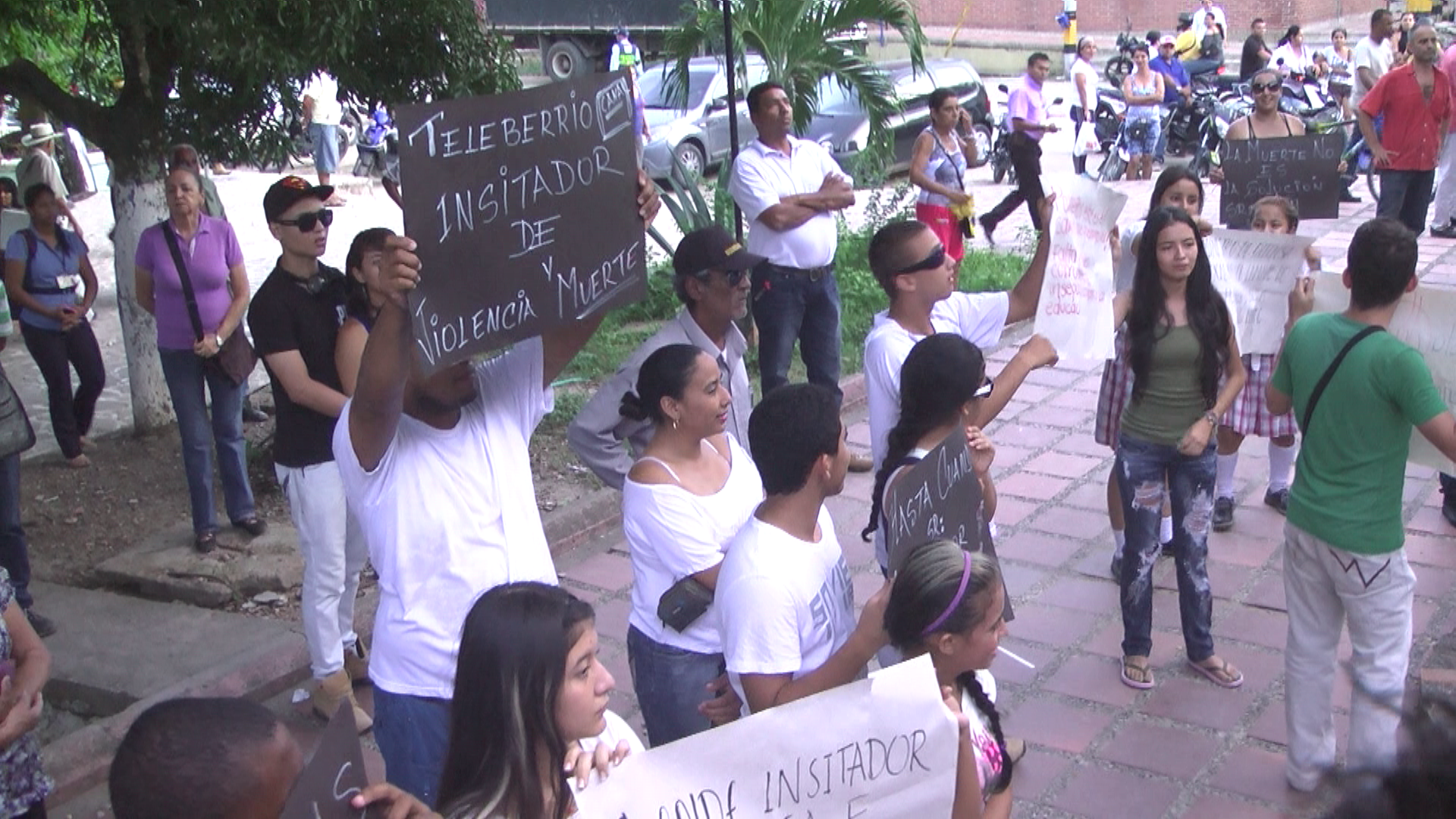 En Puerto Berrío la gente marchó indignada