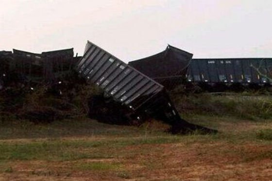 Farc habría atacado línea férrea del Cerrejón