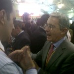 El enojo de Uribe por el desorden en la convención - -- Las2orillas - El enojo de Uribe por el desorden en la convención