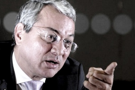 Renunció el magistrado Henry Villarraga