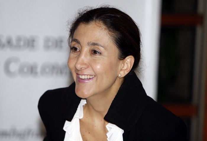 Ingrid Betancourt completa la baraja de los verdes en busqueda de su candidato a la Presidencia
