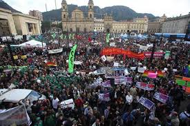 Se fragua golpe de estado contra Santos