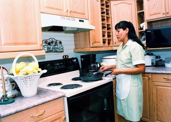 La difícil tarea de encontrar una empleada interna