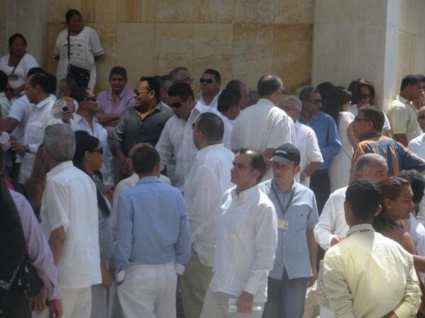 Óscar Iván ZuIuaga buscando qué hacer