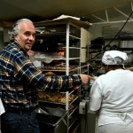  - Con aroma a pan francés se cocina la política colombiana