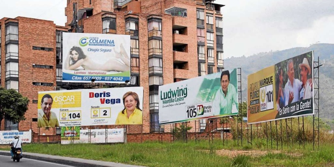 La mitad de los partidos no han revelado el origen de las platas de sus campañas