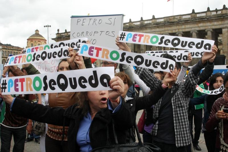 El distrito 'obliga' a sus funcionarios a salir a las marchas en favor de Petro