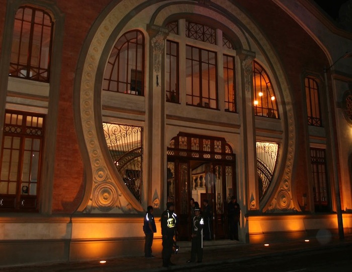 El Teatro Faenza: 90 años de un sueño cultural