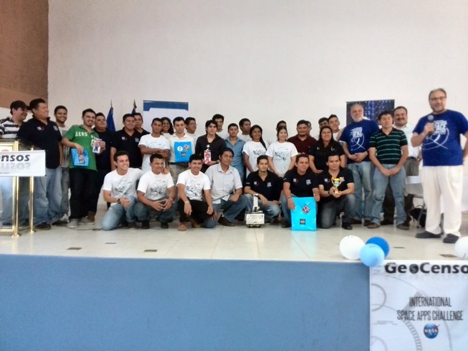 Joven panameño premiado por la NASA