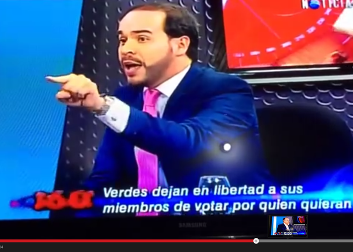 Abelardo le canta la tabla a Roy Barreras