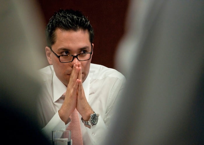 Se va Luis Carlos Vélez de Noticias Caracol lo remplaza Juan Roberto Vargas