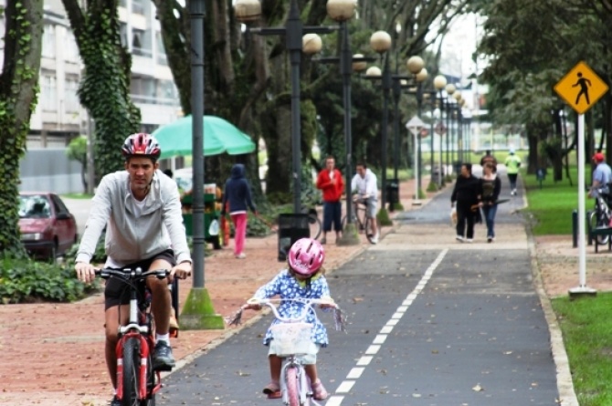 ¿Moverme en bicicleta? Cosa de pobres y hippies