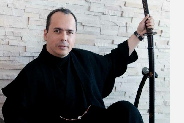 Álvaro Uribe el idiota útil, Juan José Rendón el idiota inútil